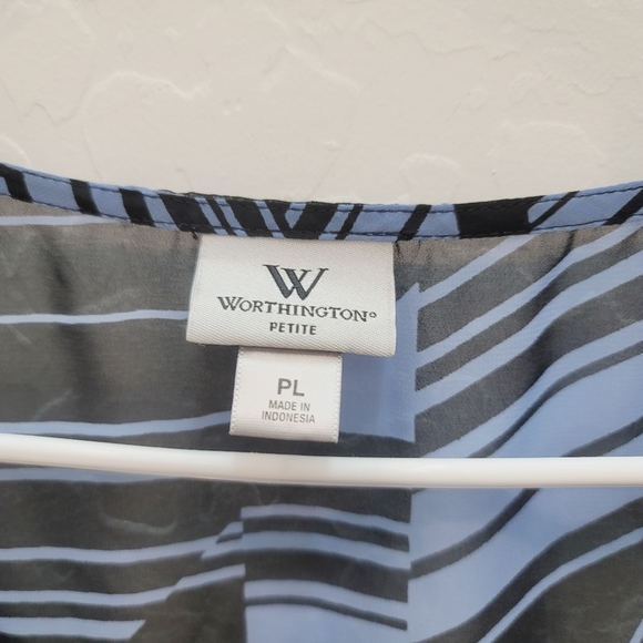 💕 Worthington Blue & Black Semi Sheer Blouse Top Women's Size Large Petite - Picture 4 of 10
